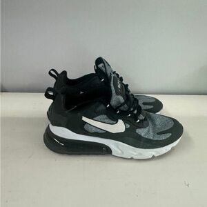 Nike air max react 270